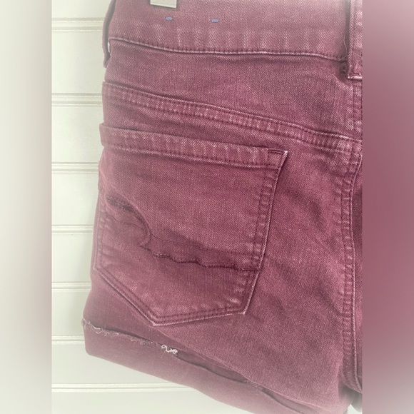 American Eagle Outfitters Hi-Rise Shortie Super Stretch Burgundy Denim Shorts - Picture 7 of 11